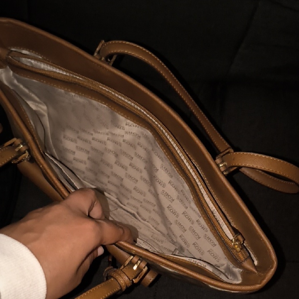 Michael Kors | Tan and Cream Tote Bag - Picture 3 of 7